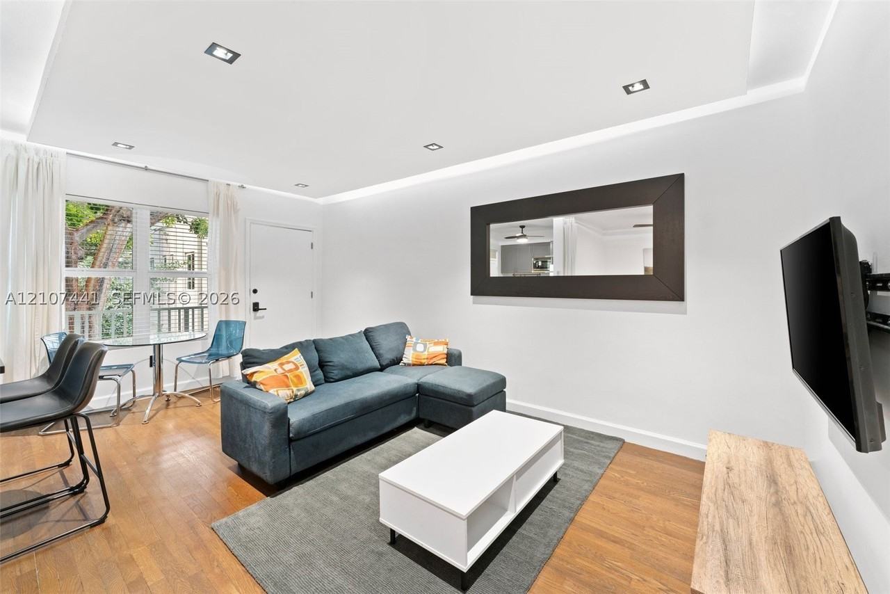 1515 West Ave #9 - Photo 7 of 34