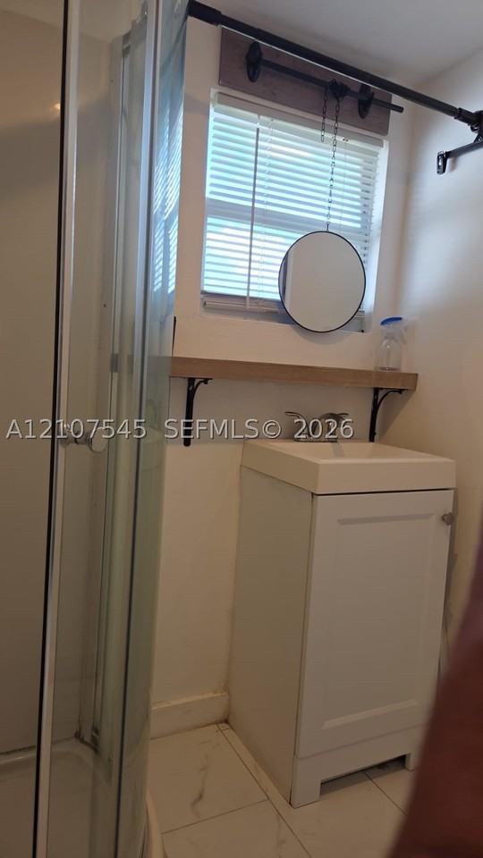 6431 Hayes St #3 - Photo 3 of 10