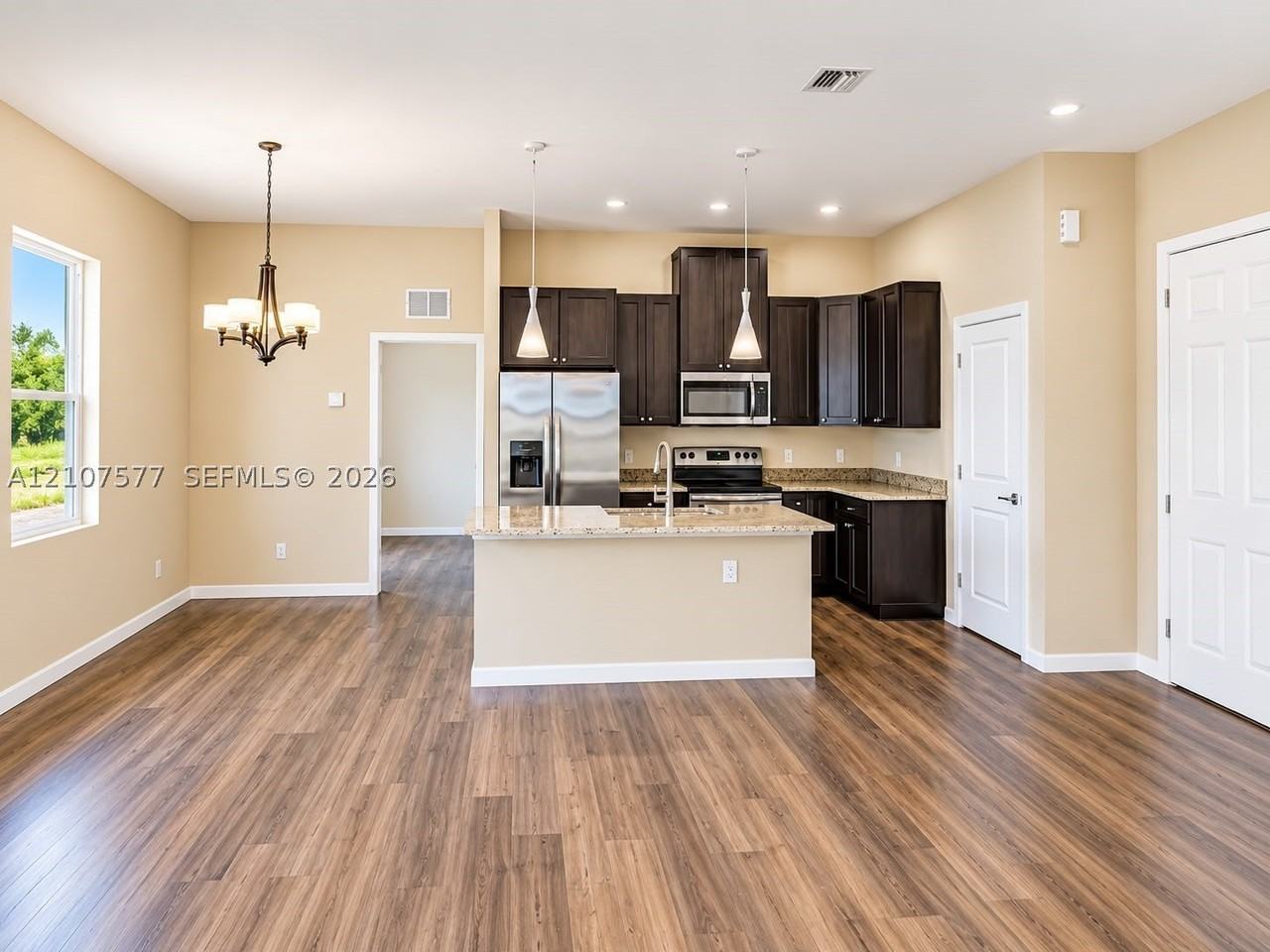 1109 Kraft St #0 - Photo 3 of 16