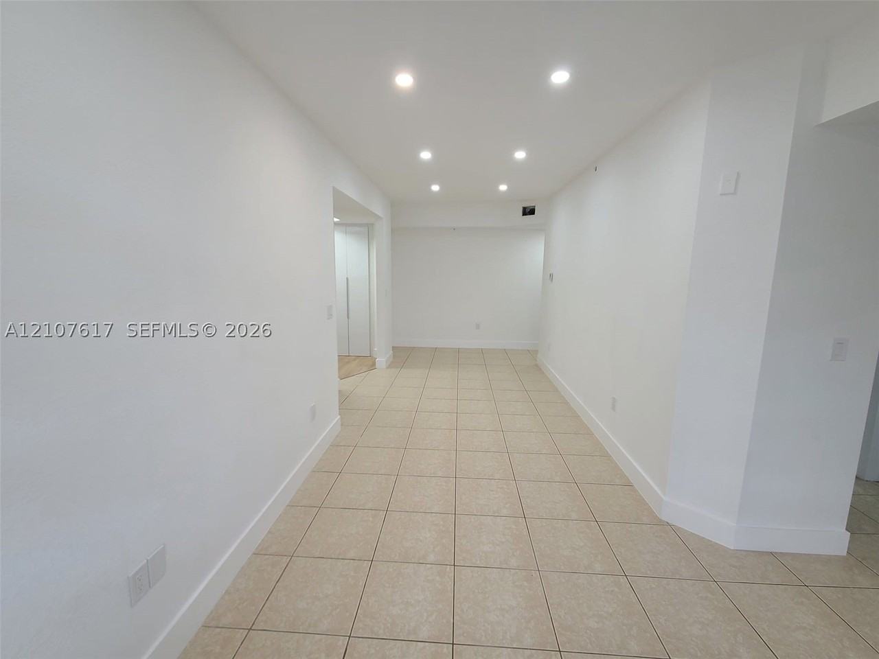 17415 Nw 75th Pl #103 - Photo 4 of 27