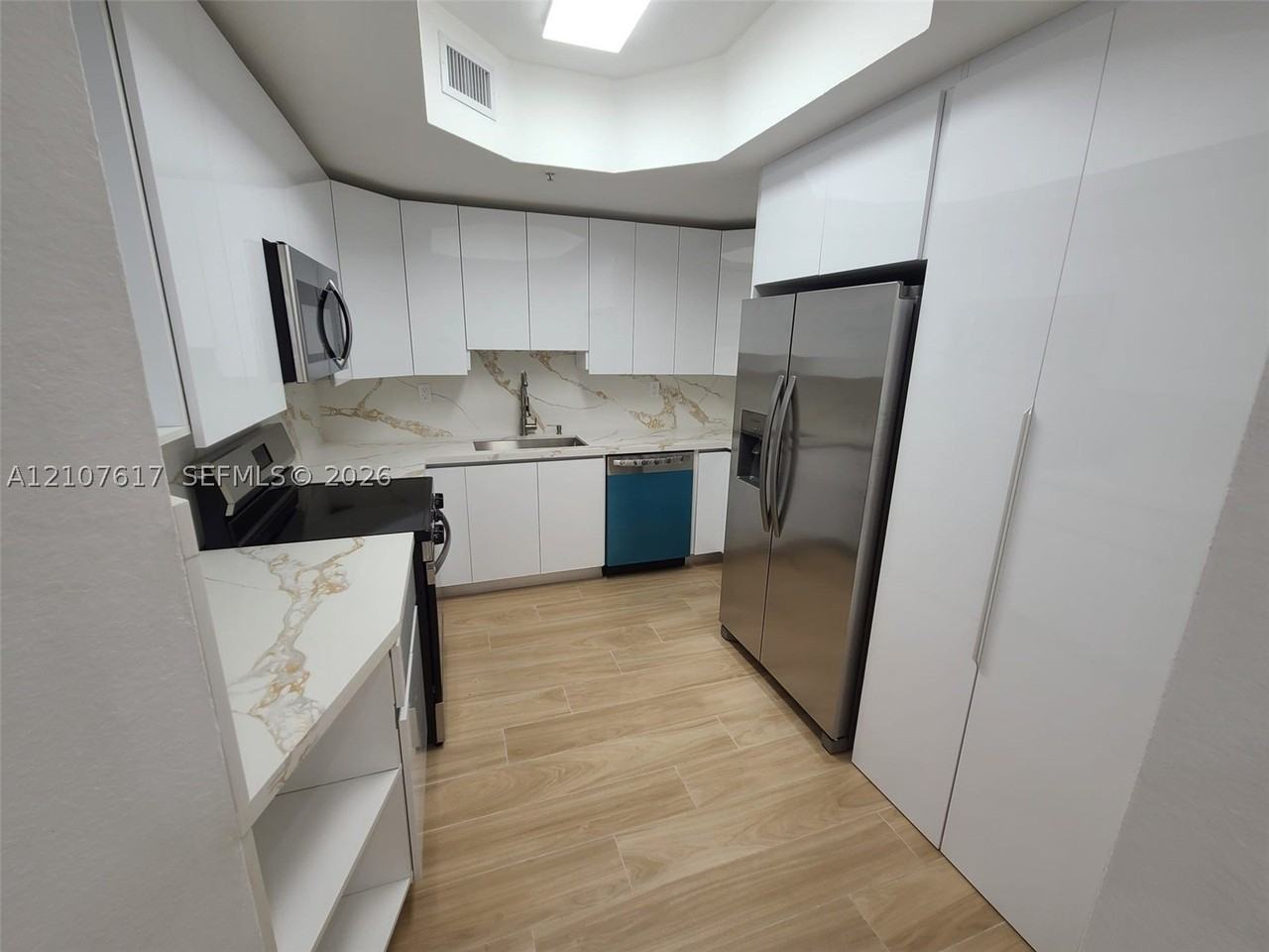 17415 Nw 75th Pl #103 - Photo 6 of 27