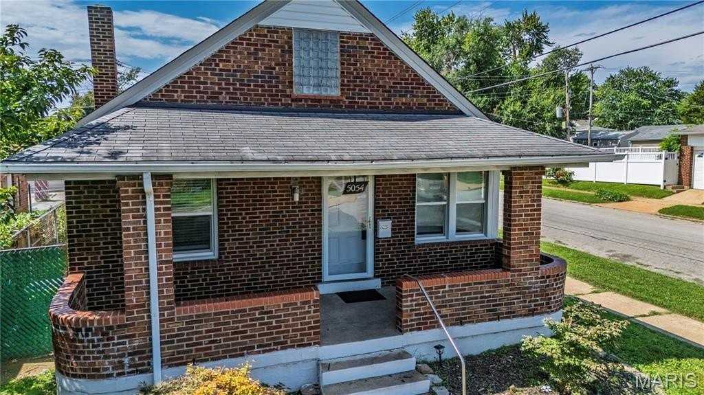 5054 Fyler Ave - Photo 4 of 30