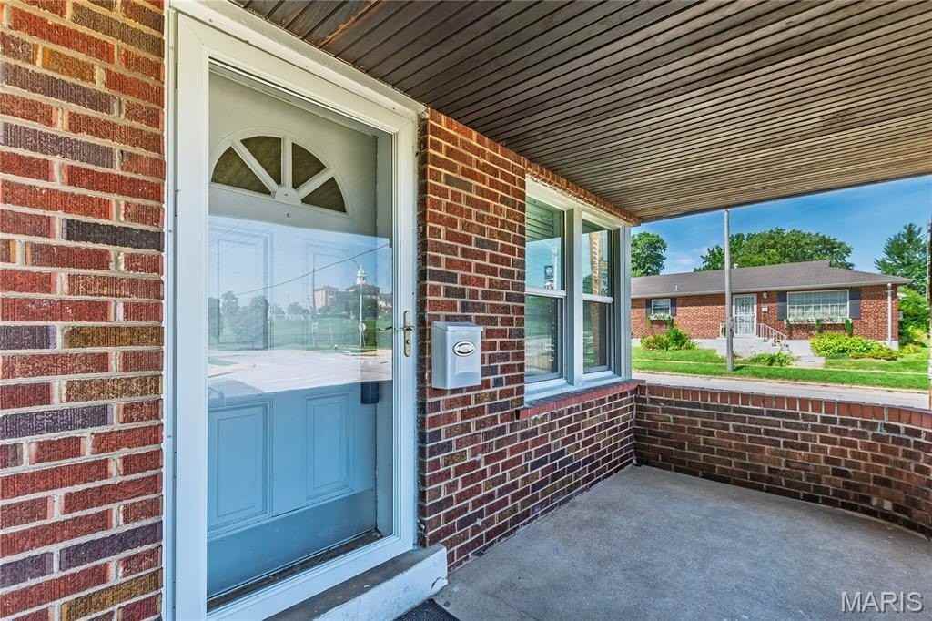 5054 Fyler Ave - Photo 5 of 30