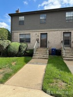 featured image of 601 Maple Hill Dr #601