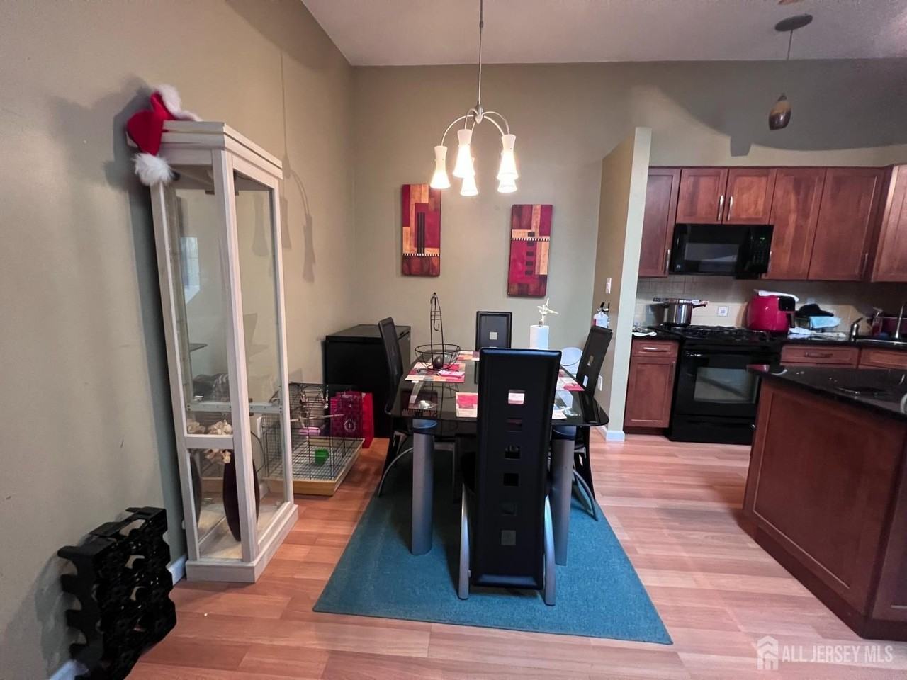 87 Rachel Ct #4524 - Photo 3 of 16
