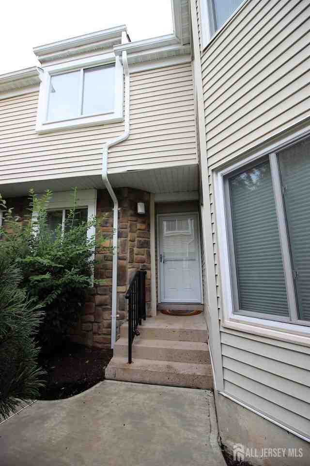 1059 Schmidt Ln