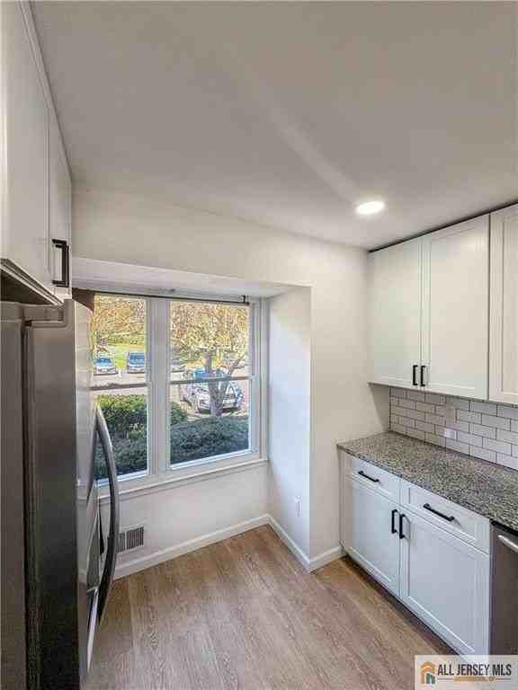 34 Deerfield Ln - Photo 6 of 28