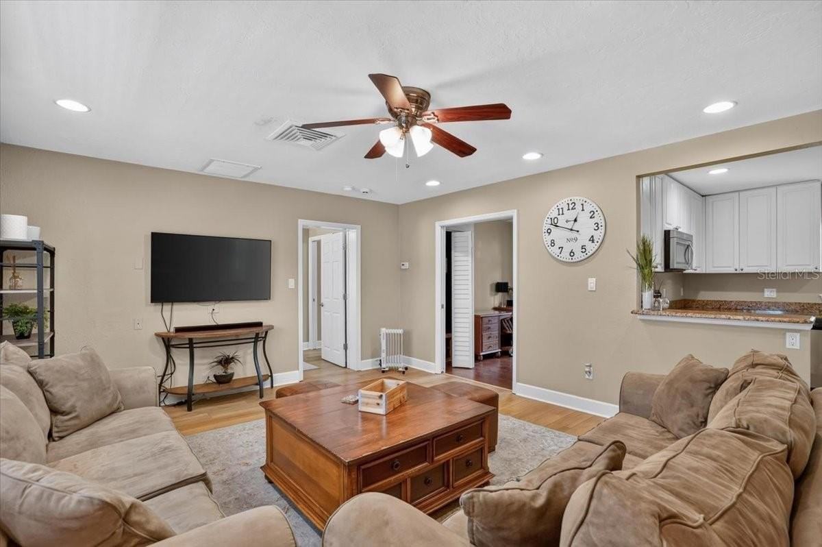 2755 S East Ave - Photo 7 of 25