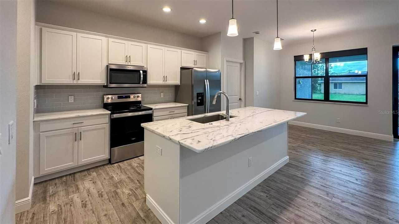 4837 Sunburst Ave - Photo 5 of 25