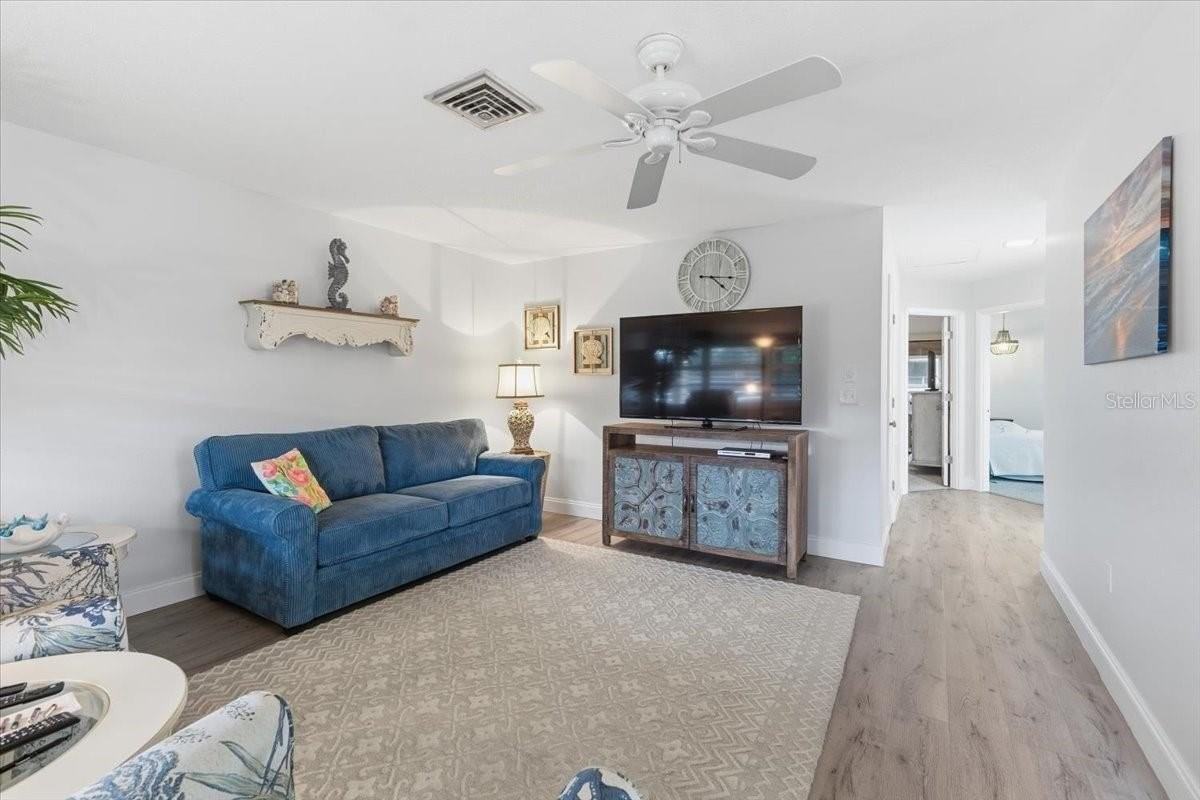 12 Quails Run Blvd #12 - Photo 4 of 30