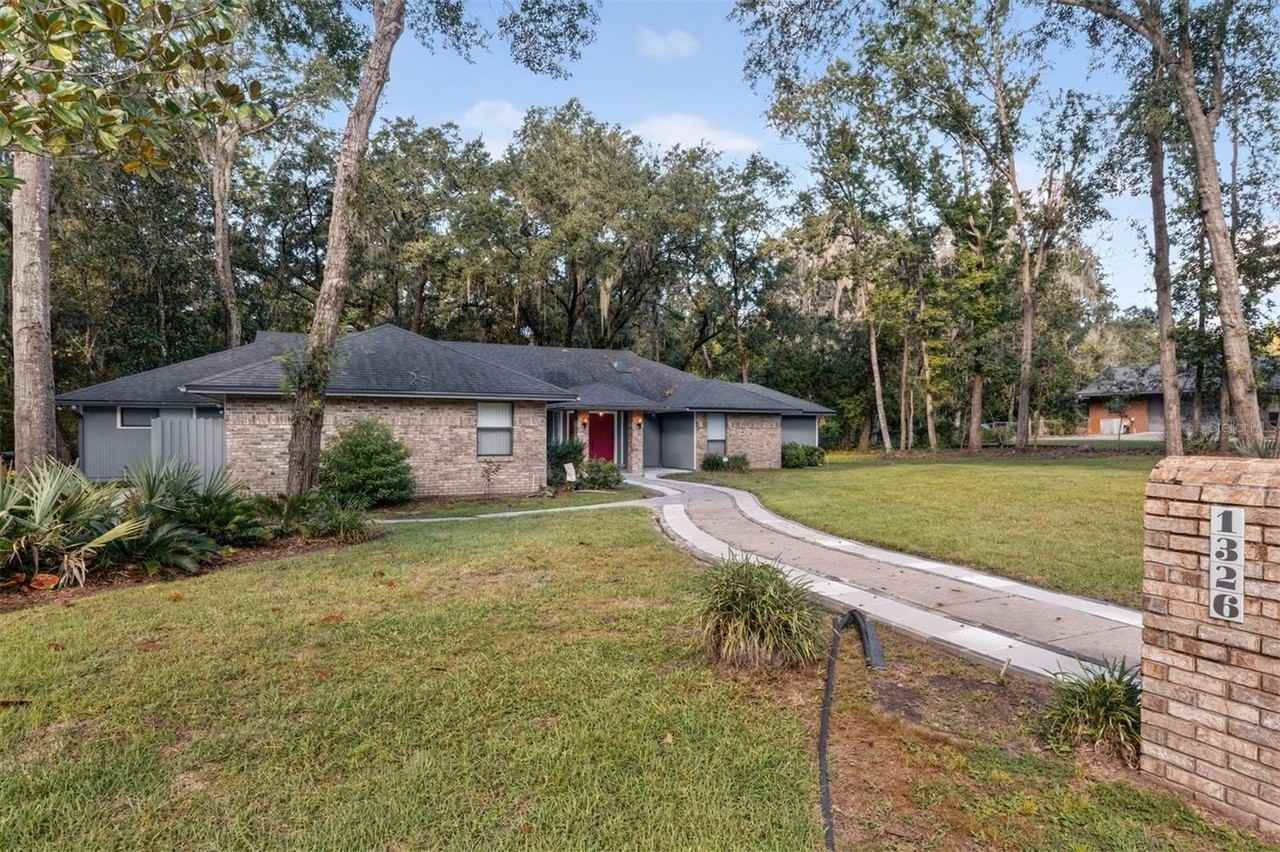 1326 Nw 57th St - Photo 2 of 44