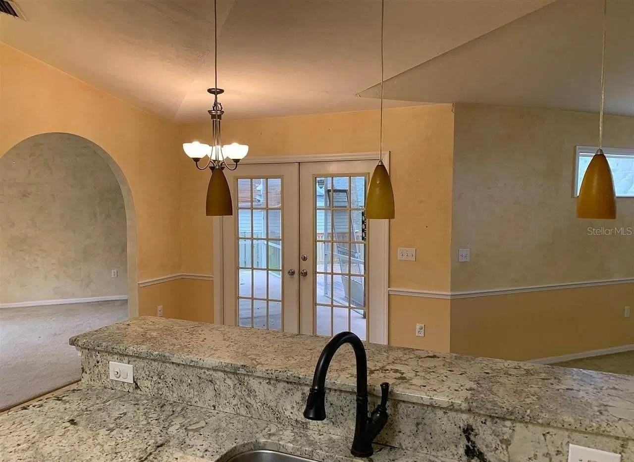 8019 Sw 51st Ln - Photo 3 of 10