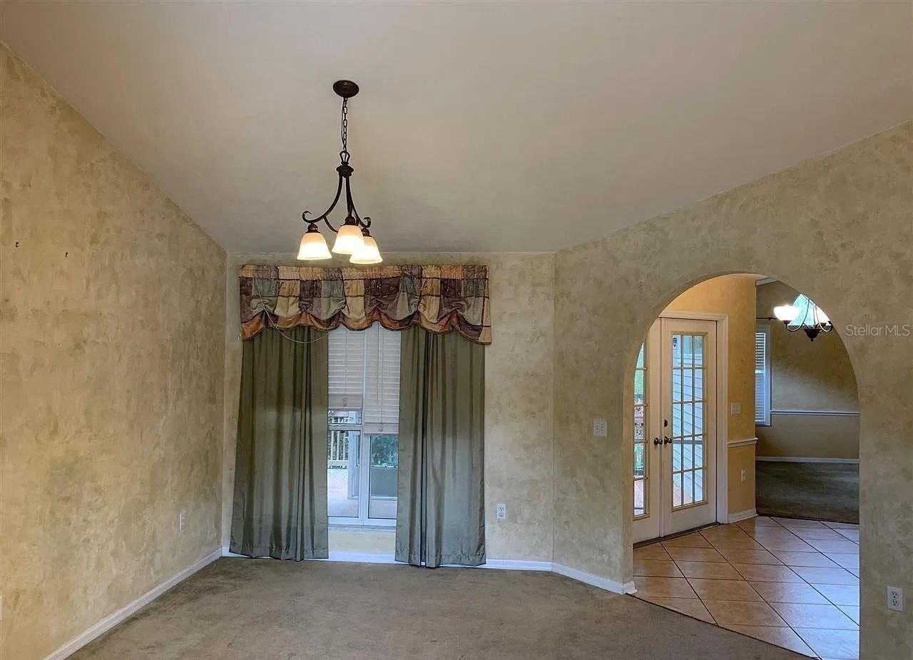 8019 Sw 51st Ln - Photo 4 of 10