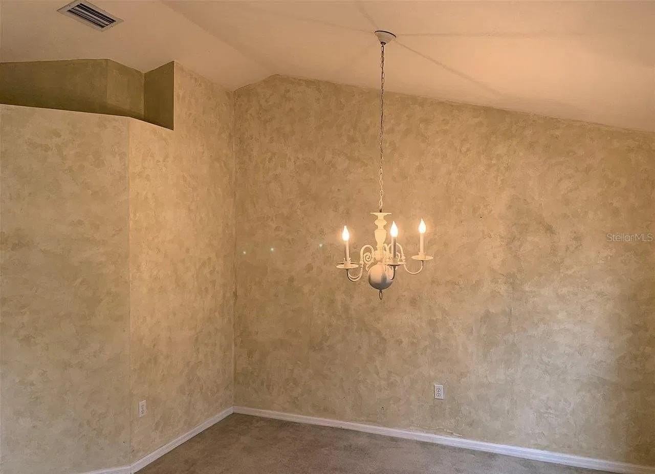 8019 Sw 51st Ln - Photo 6 of 10