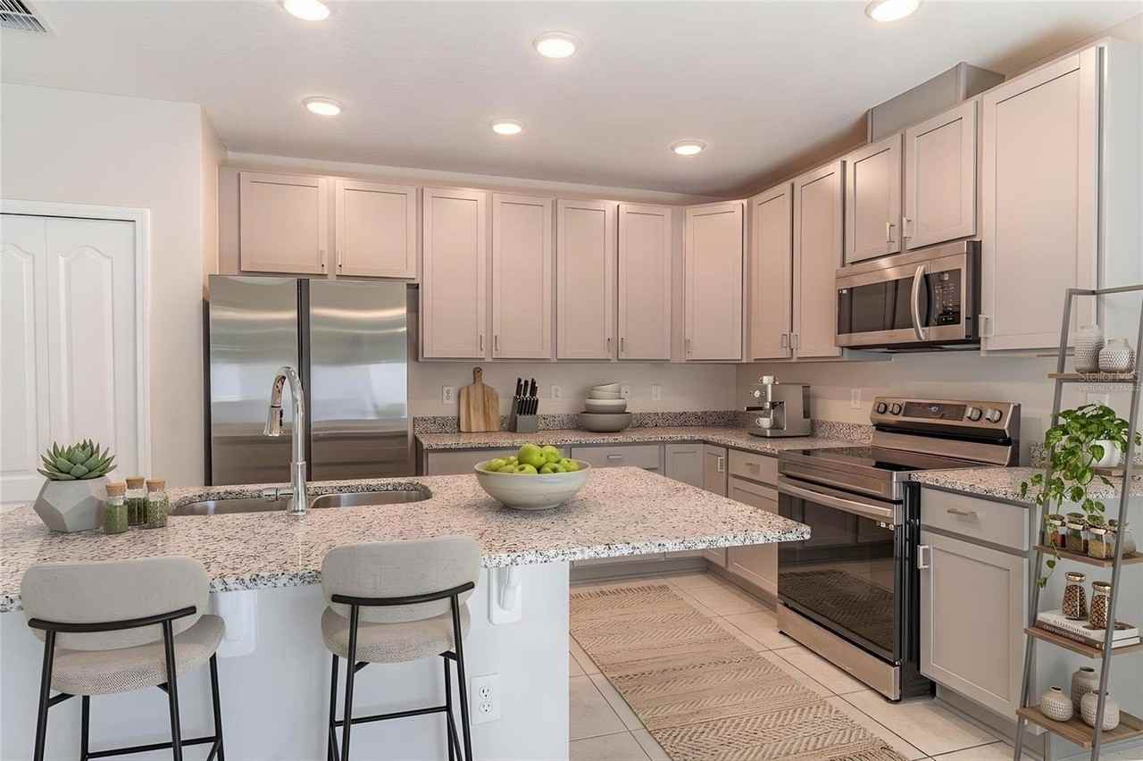 4925 Jackson St - Photo 4 of 27