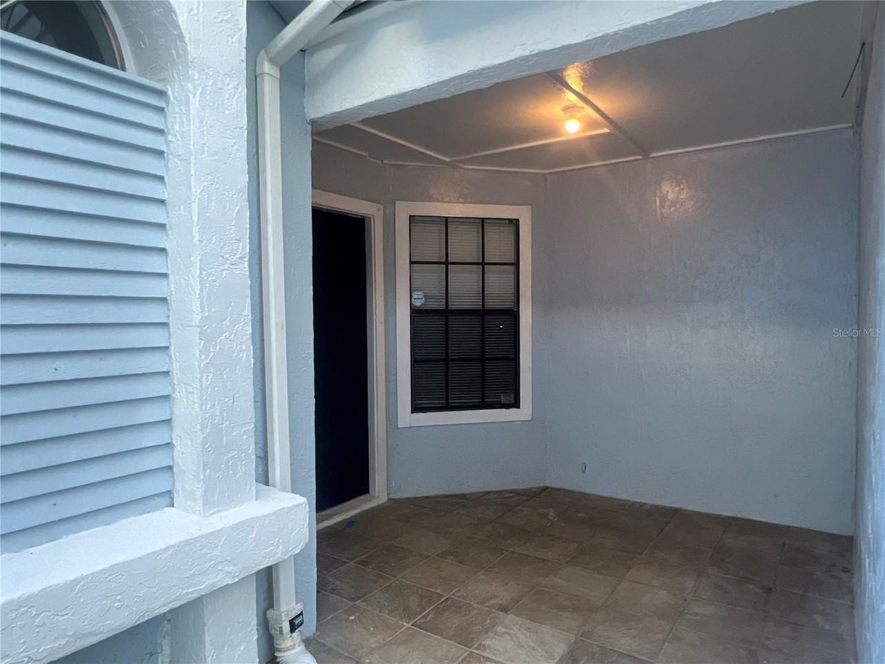 1212 Indian Bluff Dr - Photo 3 of 18