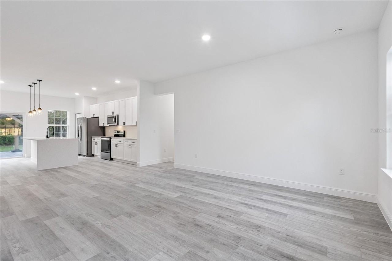 13700 Sw 38th Ct - Photo 5 of 40