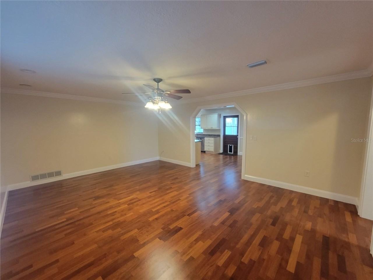 4380 Se 58th Pl - Photo 2 of 11