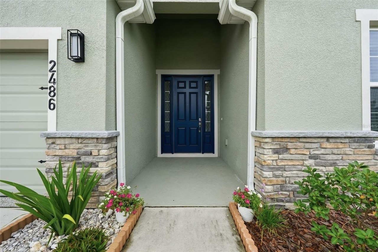 2486 Matterhorn Trl - Photo 4 of 48