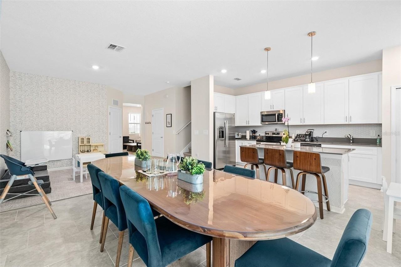 7456 Stone Creek Trl - Photo 7 of 50