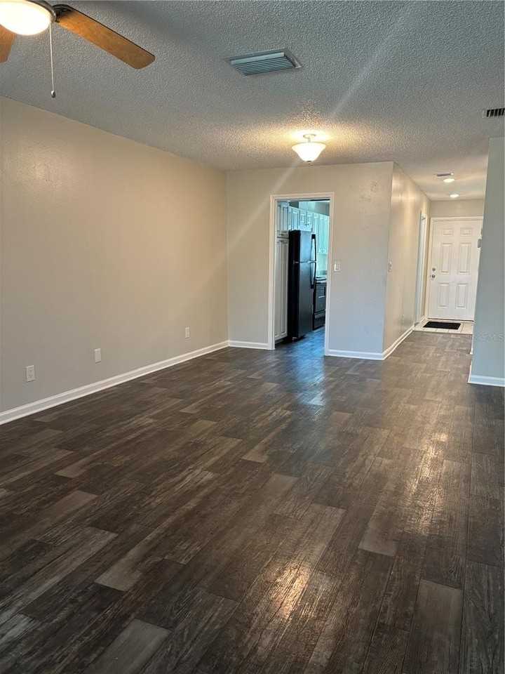 1907 Orange Boulevard Way - Photo 4 of 24