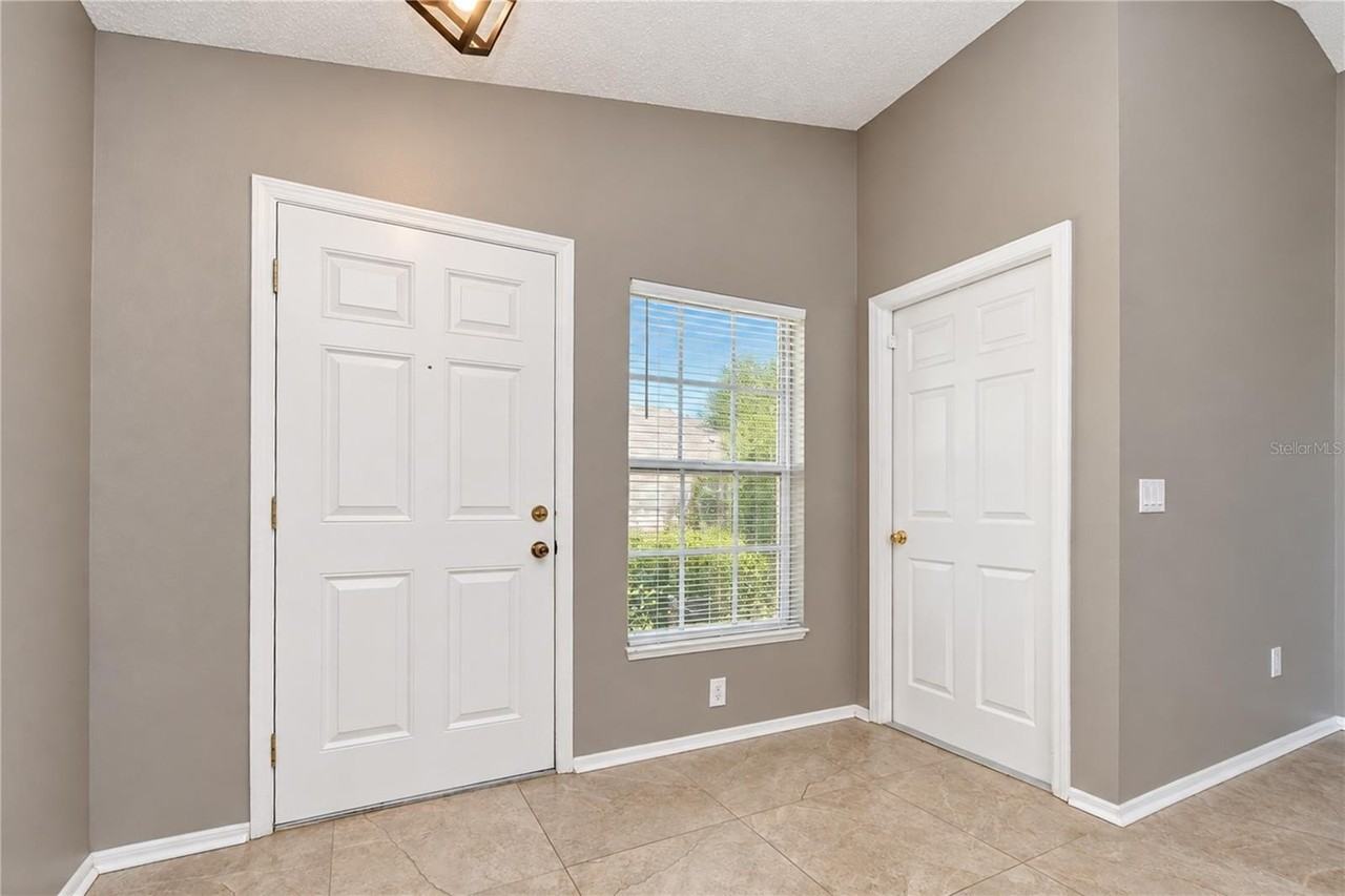 8736 Morrison Oaks Ct - Photo 4 of 50