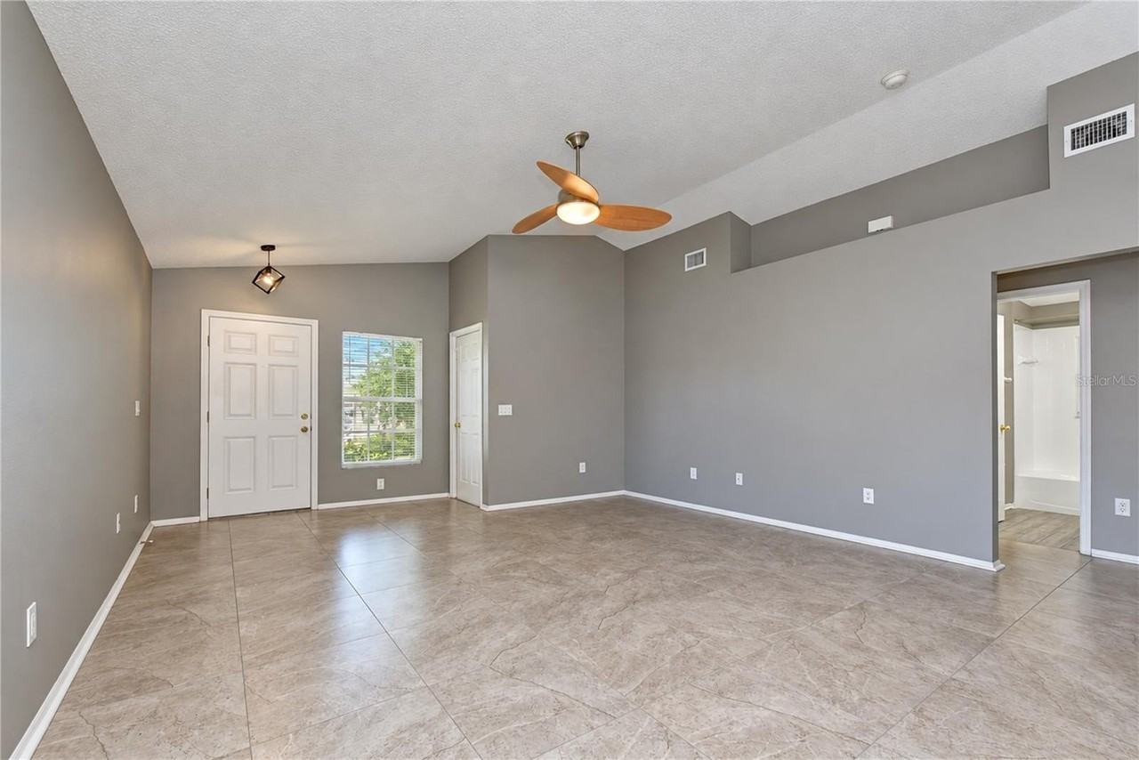 8736 Morrison Oaks Ct - Photo 7 of 50