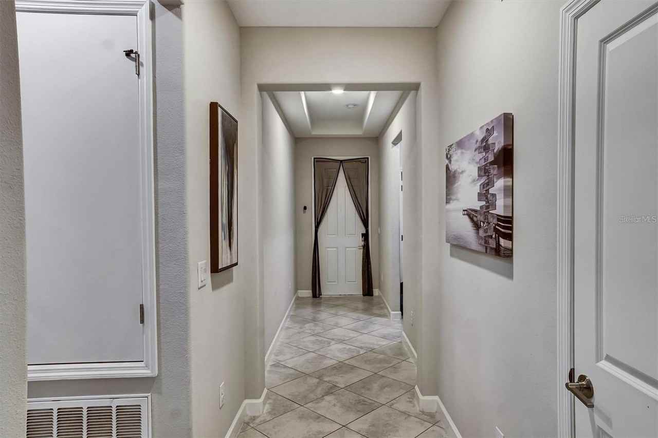 11420 Freshwater Ridge Dr - Photo 3 of 22