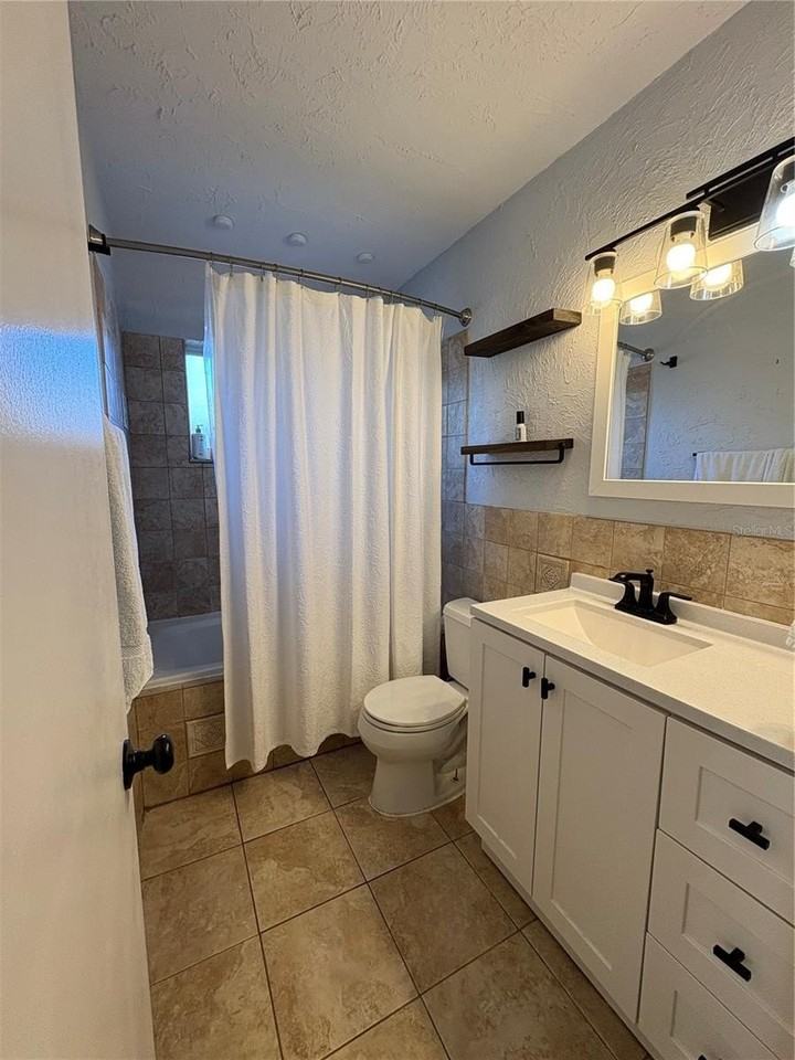 6750 17th Ln N - Photo 2 of 18