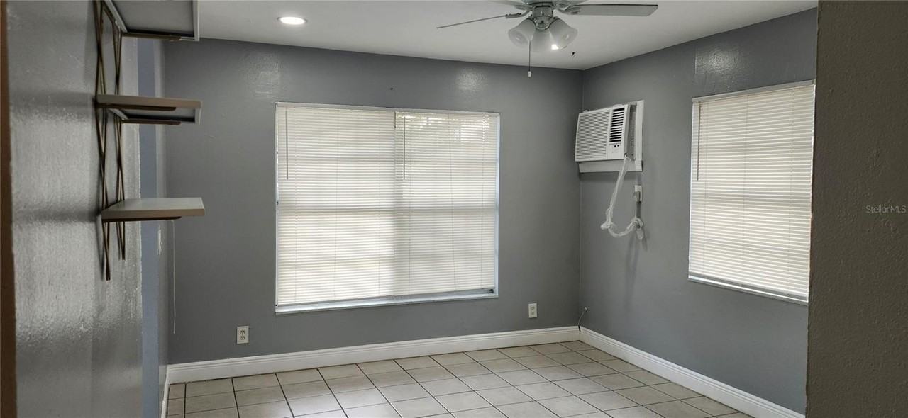 1422 E Seneca Ave #A - Photo 5 of 16
