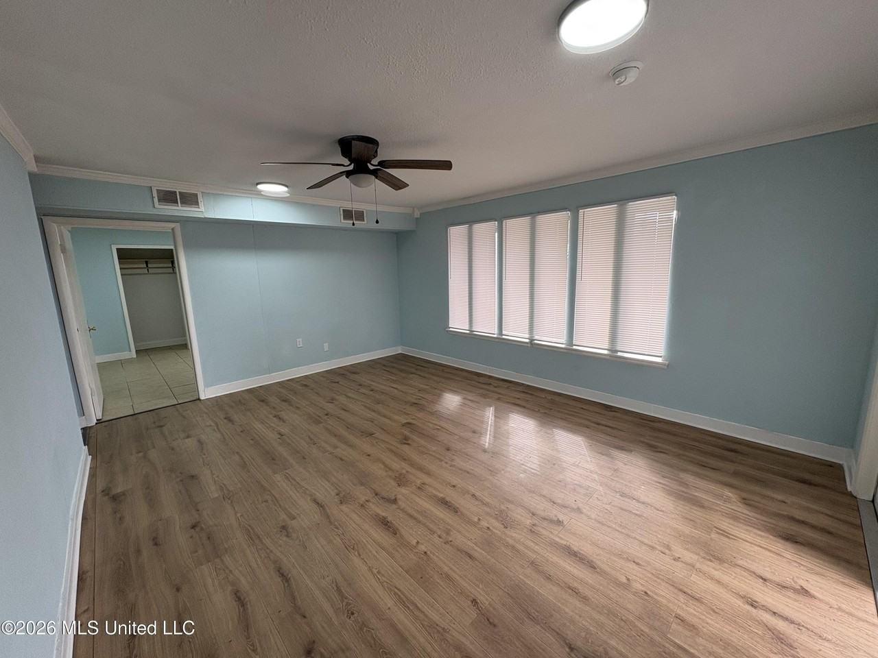 511 32nd St Lot 1 - Photo 3 of 9