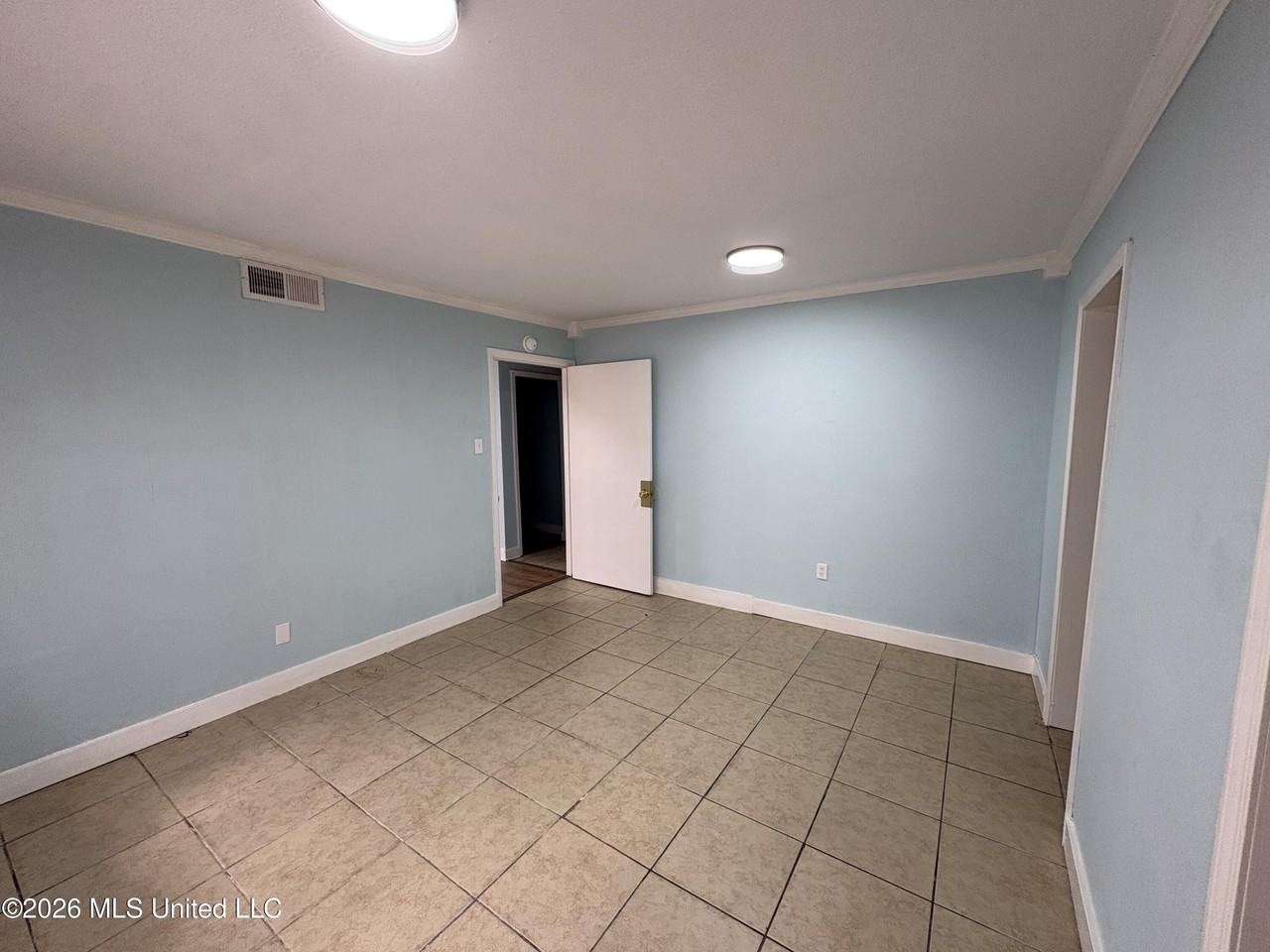 511 32nd St Lot 1 - Photo 6 of 9