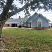 15113 Rosewood St - Photo 1 of 1