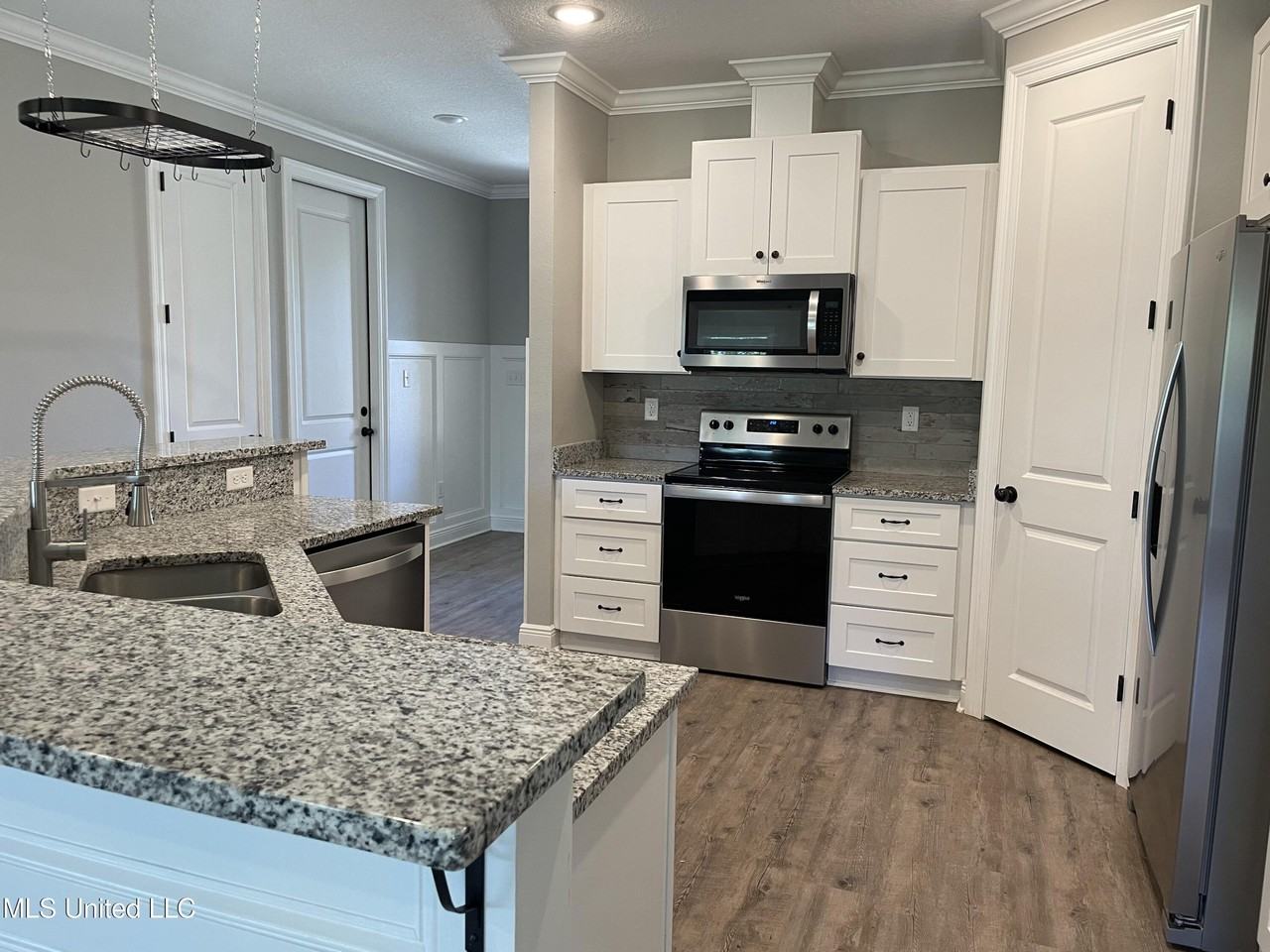 15300 Big Ridge Rd - Photo 6 of 39