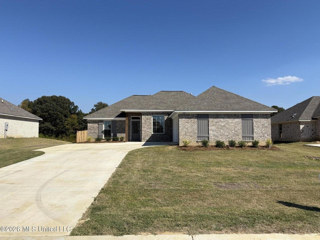 150 Madisonville Dr