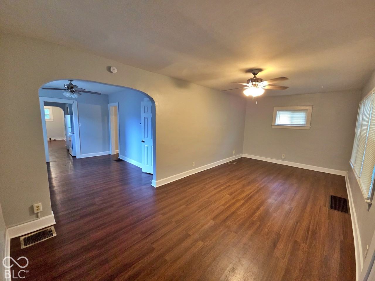 411 W 39th St - Photo 4 of 19