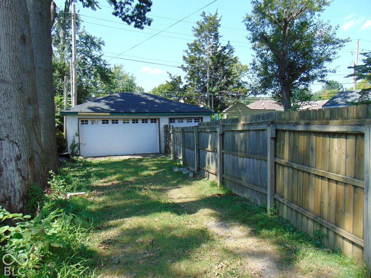 1132 N Hawthorne Ln - Photo 5 of 36