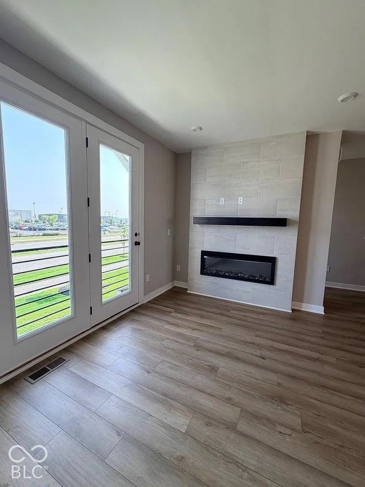 406 Elite St - Photo 7 of 18