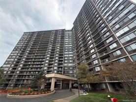 2 Bay Club Dr #1Z4 - Photo 1 of 1