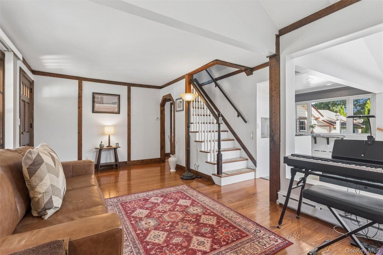 2171 Washington St - Photo 5 of 24