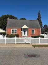 916 Center Dr - Photo 1 of 1