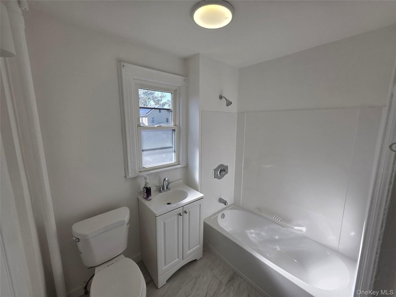 11014 203rd St #2 - Photo 5 of 11