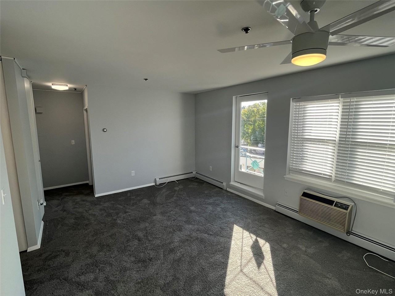 400 Mount Pleasant Ave #2D - Photo 2 of 8