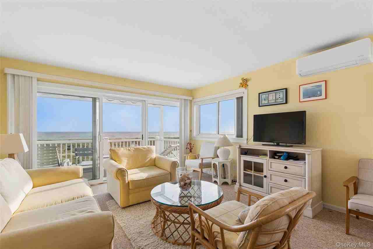 281 Dune Rd #1B - Photo 6 of 29