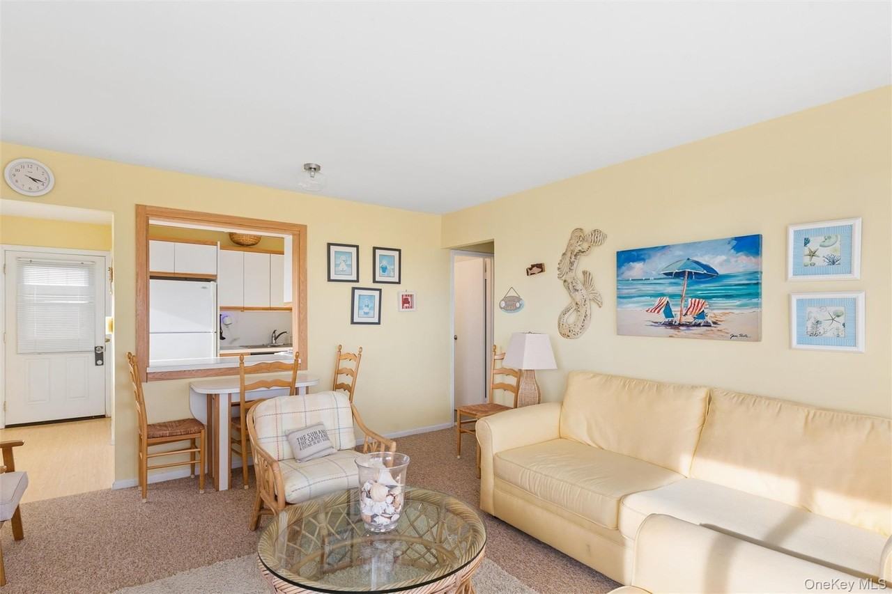 281 Dune Rd #1B - Photo 7 of 29