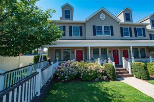 7 Nathan Hale Dr #E - Photo 1 of 1