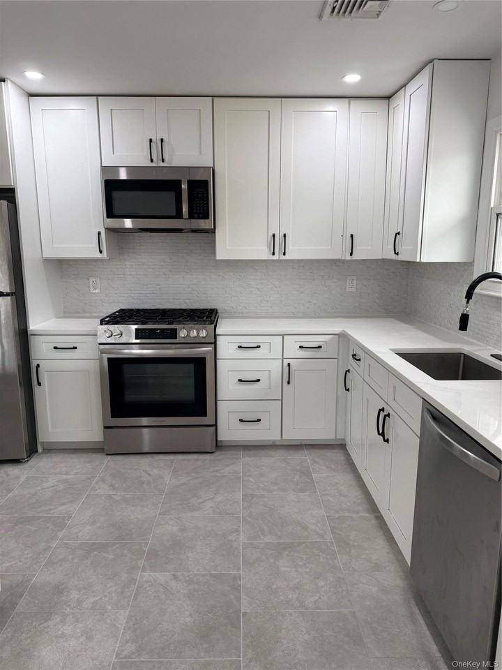 623 E Park Ave - Photo 7 of 17