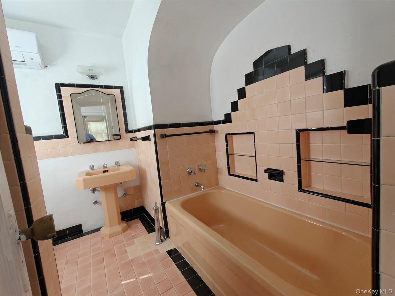 4758 Utopia Pkwy - Photo 5 of 13