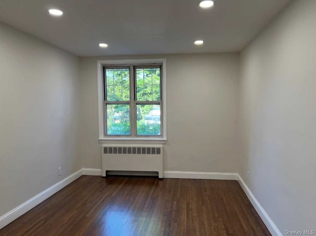 3227 Bruckner Blvd #FL1 - Photo 4 of 7