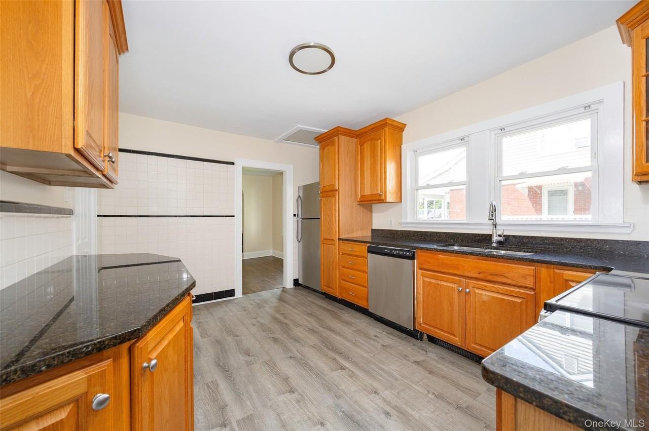 68 Clark St #1N - Photo 3 of 19